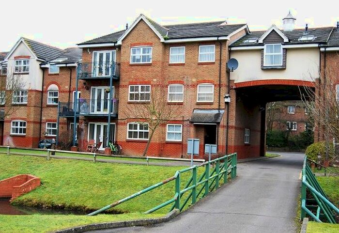 2 Bedroom Flat To Rent In Uxbridge Road, Rickmansworth, WD3