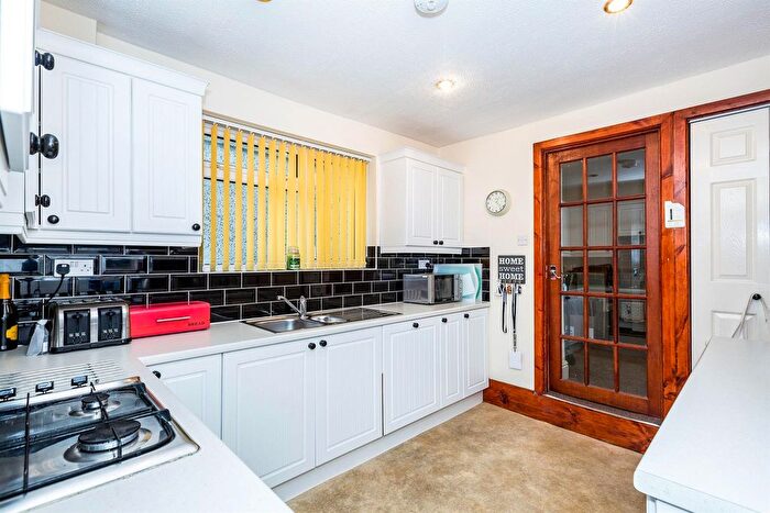 3 Bedroom Property To Rent In Cemetery Road, Bridgend, CF31