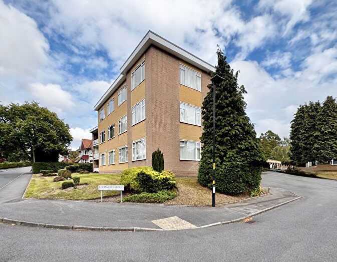 2 Bedroom Flat For Sale In St Johns House, Seymour Gardens, Four Oaks, Sutton Coldfield, B74
