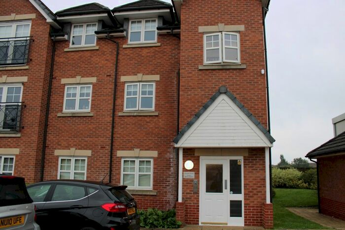 2 Bedroom Flat To Rent In Cronton Lane, Widnes WA8