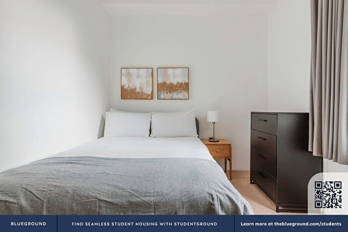 2 Bedroom Flat To Rent In Camden Town, London, NW1