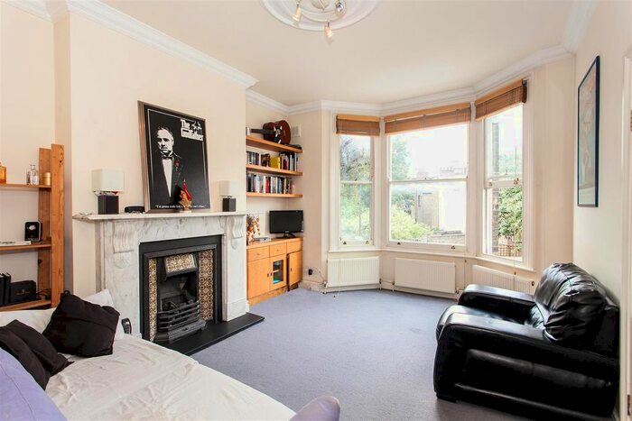 2 Bedroom Flat To Rent In Messina Avenue, London, NW6