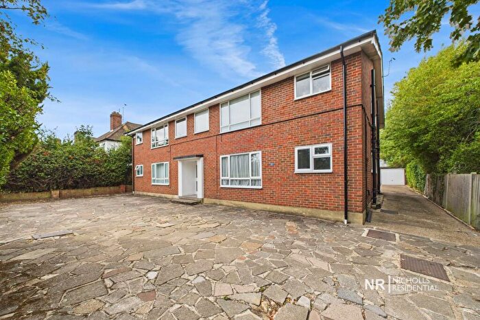 Flat For Sale In London Road, North Cheam, Surrey., SM3