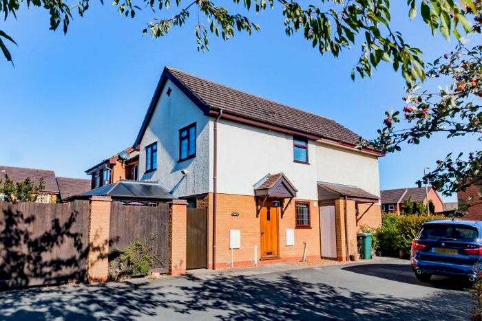 2 Bedroom Semi-Detached House To Rent In Merganser Drive, Bicester OX26