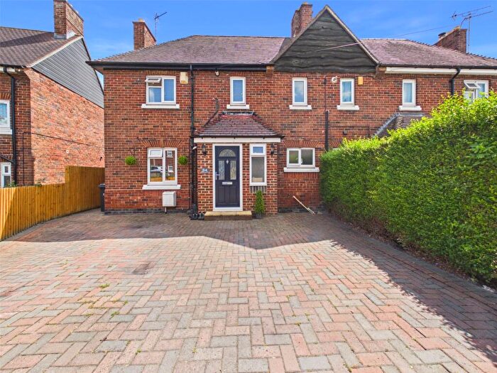 3 Bedroom Semi Detached House For Sale In Birch Avenue, Gloucester, Gloucestershire, GL4
