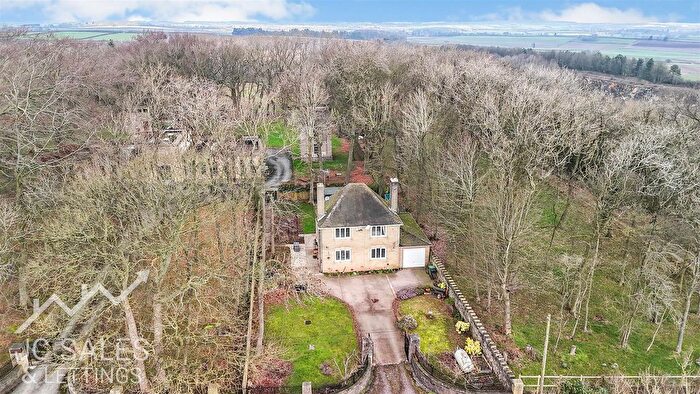 3 Bedroom Detached House For Sale In Whaley Road, Bolsover, Chesterfield, S44