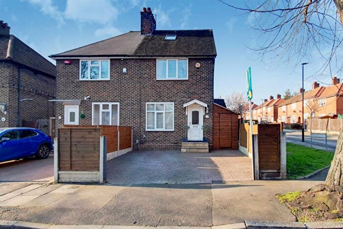3 Bedroom Semi-Detached House To Rent In Ridgebrook Road, Blackheath, London, SE3
