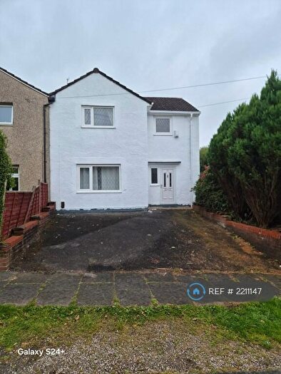 3 Bedroom Semi-Detached House To Rent In Anyon Street, Darwen, BB3