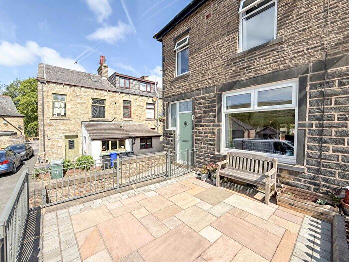 3 Bedroom End Of Terrace House For Sale In Tenterfield Street, Waterfoot, Rossendale, BB4
