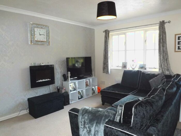 2 Bedroom Apartment To Rent In Crabtree Close, Plymouth *Zero Deposit Guarantee Available*, PL3