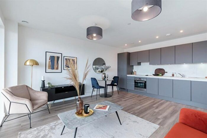 1 Bedroom Flat To Rent In John Charles Tower, London, E13