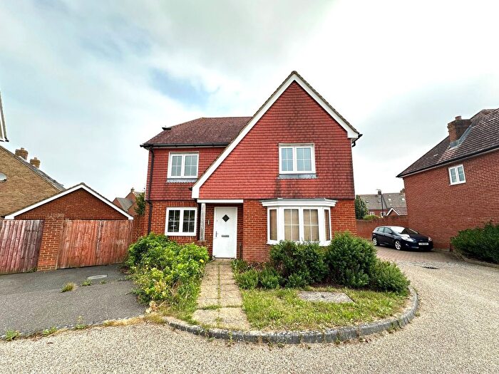 4 Bedroom Property To Rent In Bramble Walk, Kingsnorth, Ashford, TN23