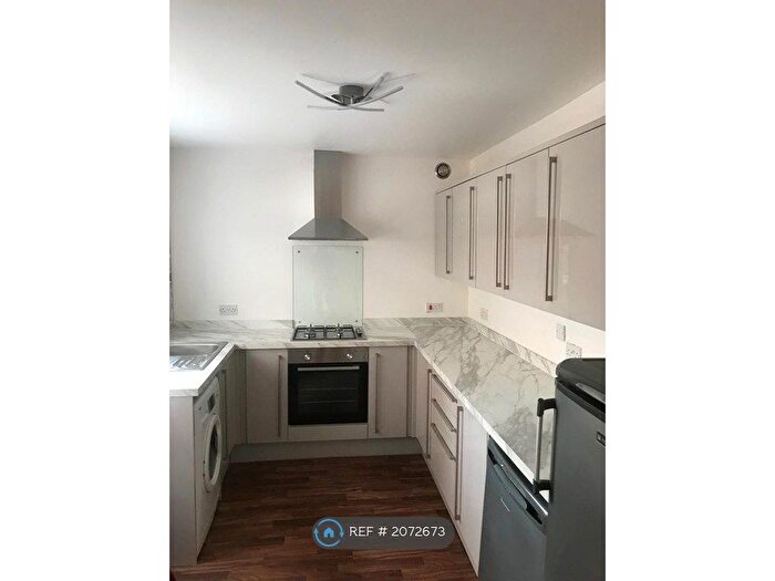 3 Bedroom Terraced House To Rent In Halsbury Road, Liverpool, L6