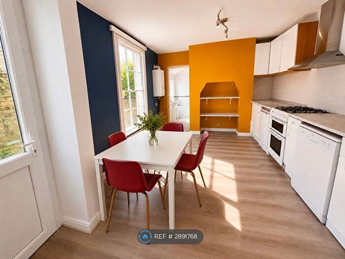 2 Bedroom Flat To Rent In Herbert Road, London, SE18