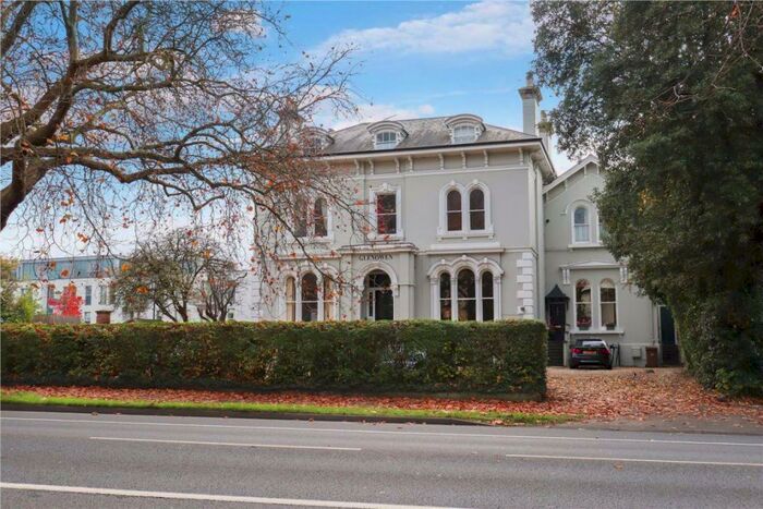 1 Bedroom Flat To Rent In Lansdown, GL50