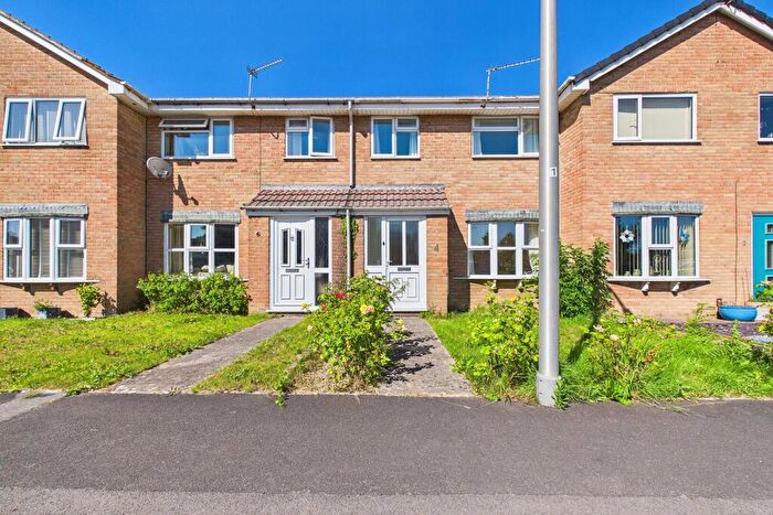 2 Bedroom House To Rent In Sumerlin Drive, Clevedon, BS21