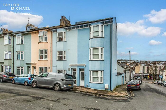 5 Bedroom Terraced House For Sale In St. Martins Place, Brighton, BN2