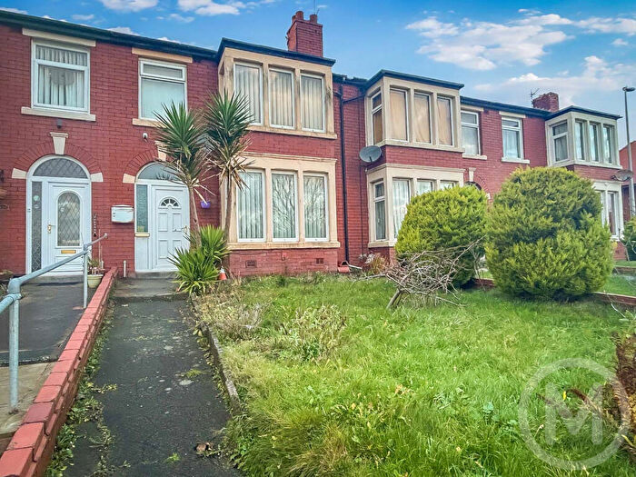 3 Bedroom Terraced House For Sale In Kingscote Drive, Blackpool, FY3