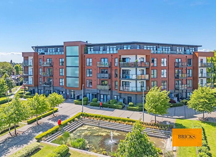 1 Bedroom Flat For Sale In Bell Flower Lodge, Gubbins Lane, Harold Wood, Romford, RM3