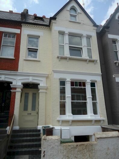 3 Bedroom Maisonette To Rent In Gladsmuir Road, Whitehall Park, N19