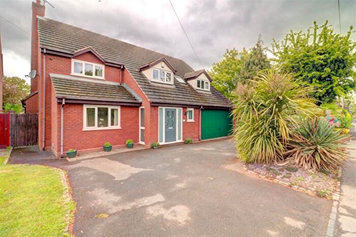 4 Bedroom Detached House For Sale In Coton Road, Nether Whitacre, B46