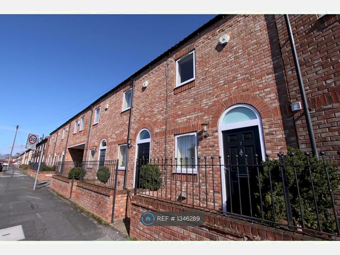 2 Bedroom Terraced House To Rent In Eden Court, Selby, YO8