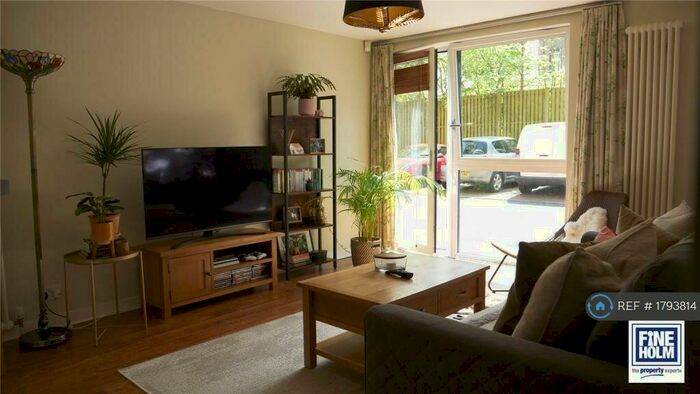 2 Bedroom Flat To Rent In East Pilton Farm Rigg, Edinburgh, EH5