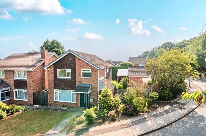 4 Bedroom Detached House For Sale In Eastcote Avenue, Bramcote, Nottingham, Nottinghamshire, NG9