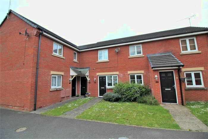 2 Bedroom Flat To Rent In Barley Leaze, Allington, Chippenham, SN14