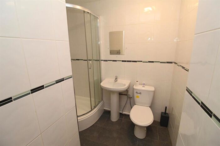 1 Bedroom Terraced House To Rent In Miskin Street, Cardiff, CF24