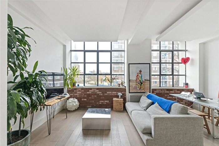 2 Bedroom Flat For Sale In The Textile Building, A Chatham Place, London, E9