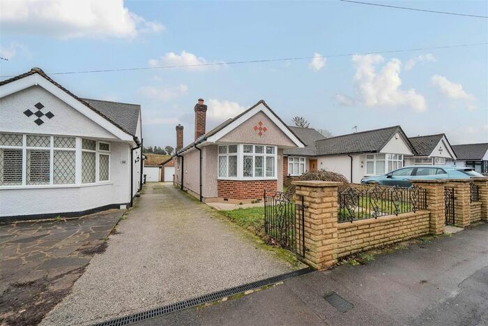 2 Bedroom Semi Detached Bungalow To Rent In Links Way, Croxley Green, Hertfordshire, WD3