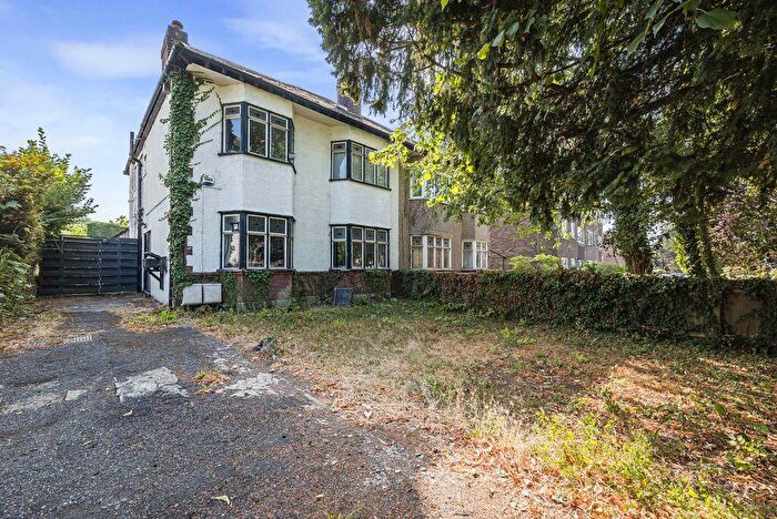 2 Bedroom Ground Maisonette For Sale In Main Road, Sidcup, DA14