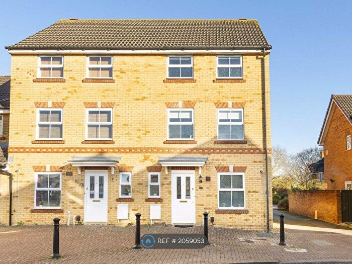 4 Bedroom End Of Terrace House To Rent In Crystal Way, Bradley Stoke, Bristol, BS32