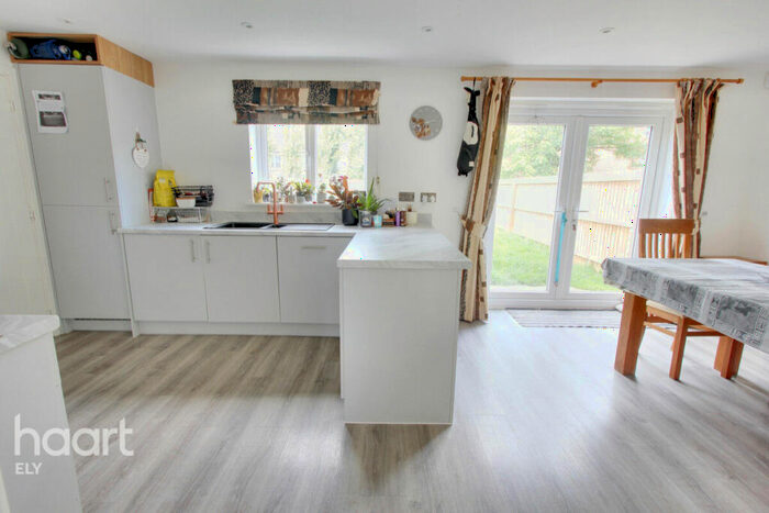 5 Bedroom Detached House For Sale In Harvest Way, Littleport, CB6