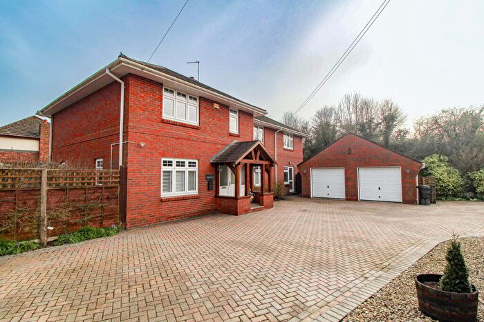 4 Bedroom Detached House For Sale In Newton Road, Sturminster Marshall, Wimborne, BH21