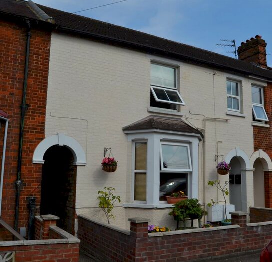 2 Bedroom Apartment To Rent In Kings Road, Hitchin, SG5