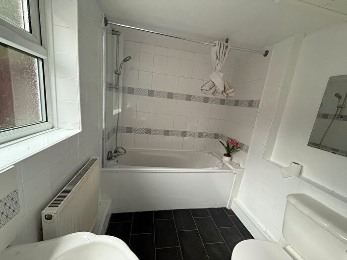 3 Bedroom Terraced House To Rent In Broxtowe Drive, Mansfield, NG18