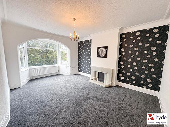 2 Bedroom Apartment To Rent In A Bury Old Road, Prestwich, Manchester, M25
