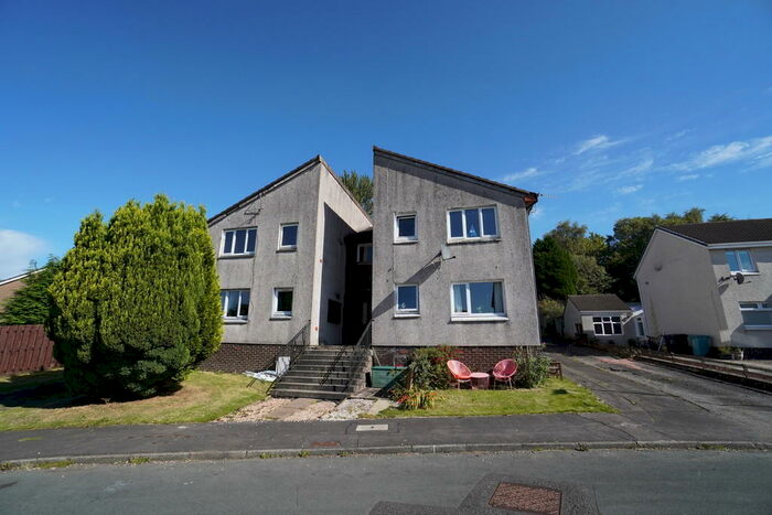 1 Bedroom Ground Flat To Rent In Barbeth Way, Condorrat, G67