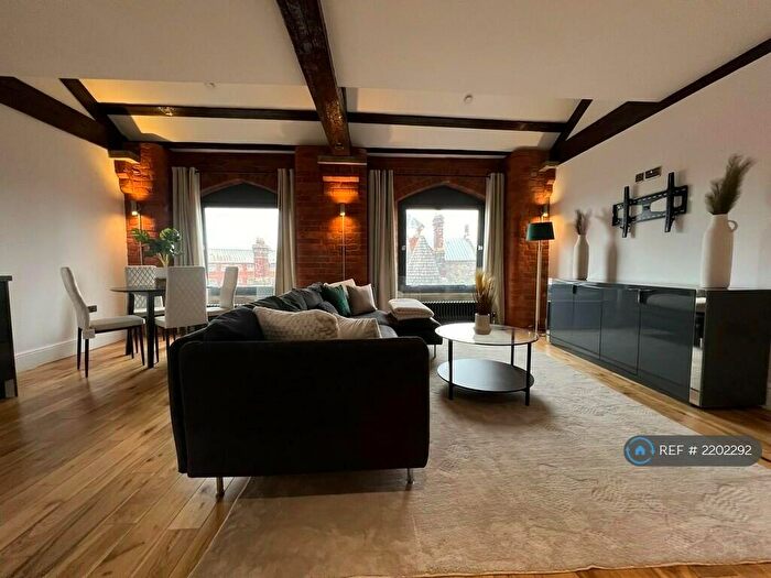4 Bedroom Penthouse To Rent In Southall Street, Manchester, M3