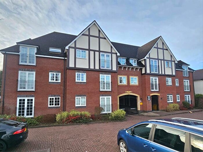 1 Bedroom Apartment For Sale In Warwick Park Court, Warwick Road, Solihull, B92