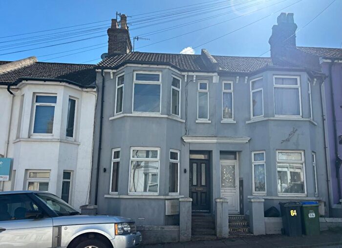 3 Bedroom Property To Rent In Lawes Avenue, Newhaven, BN9