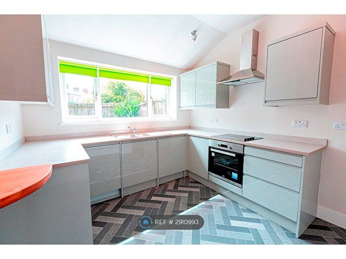 4 Bedroom Terraced House To Rent In Caerleon Road, Newport, NP19