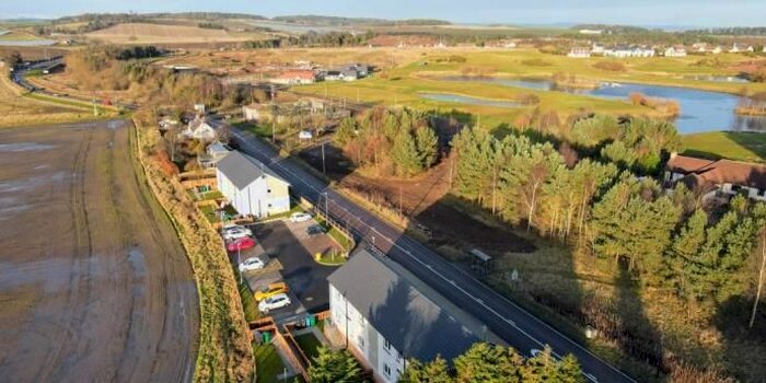 2 Bedroom Flat To Rent In Pickletillum, St. Andrews, KY16