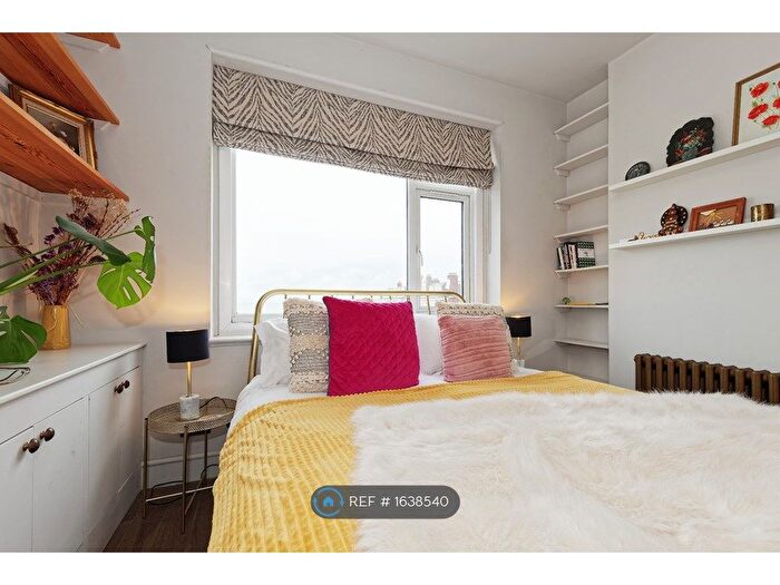 2 Bedroom Flat To Rent In Florence Court, Cliftonville, Margate, CT9