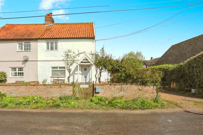 3 Bedroom Semi-Detached House For Sale In Church Lane, Friston, Saxmundham, IP17