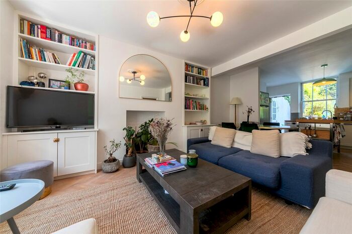 2 Bedroom Flat To Rent In Tyrwhitt Road, London, SE4