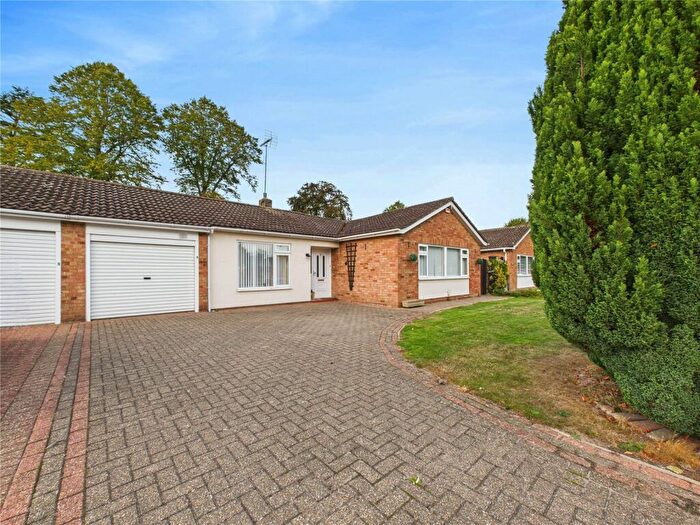 3 Bedroom Bungalow For Sale In Cherrywood Drive, Colchester, Essex, CO3