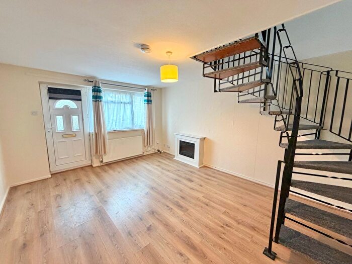 2 Bedroom Terraced House To Rent In Maes-Y-Parc, Ravenhill, Swansea, SA5